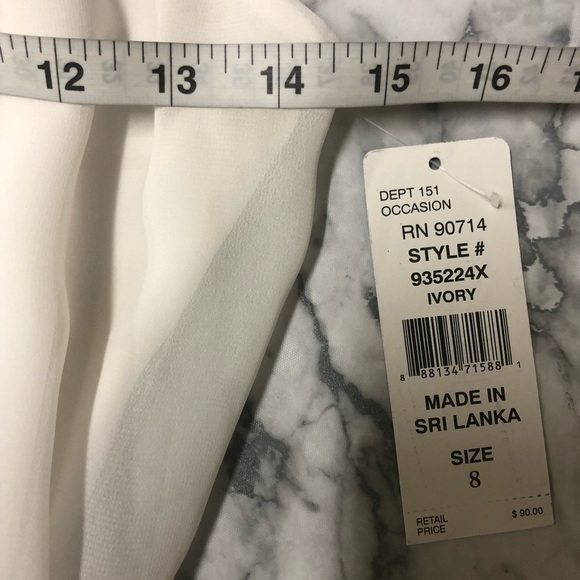 MSK Ivory Sleeveless Gold Tone Hardware Goddess Dress Size 8 NWT - Picture 5 of 6